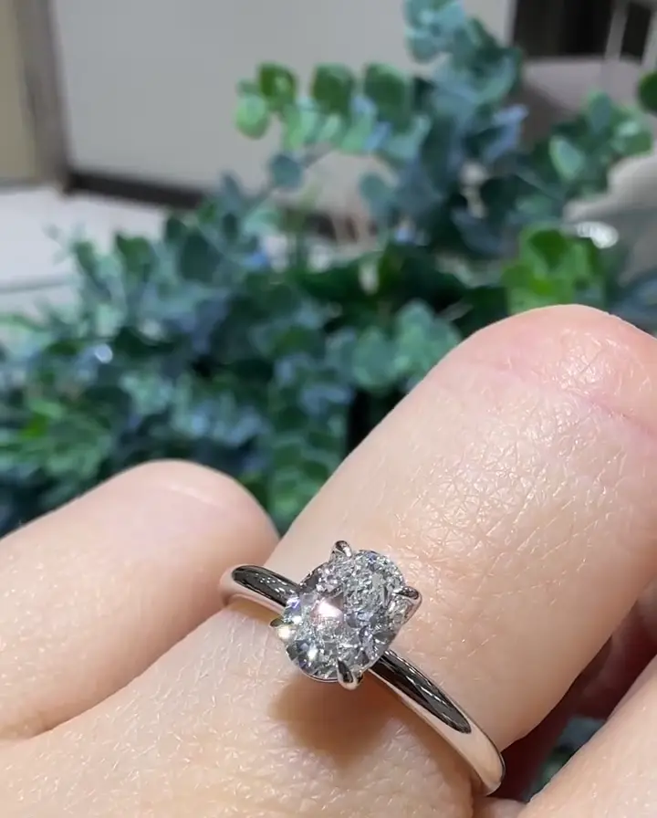 0.70 ct Oval Pırlanta Yüzük, görsel 1