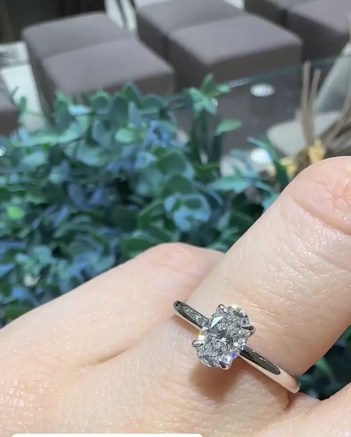 0.70 ct Oval Pırlanta Yüzük, görsel 2