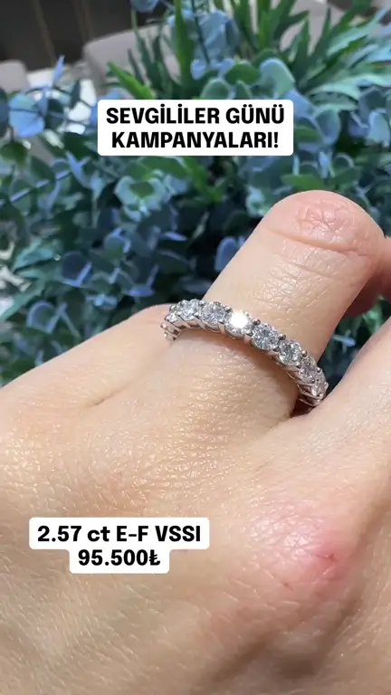 2.57 ct Tamtur Pırlanta Yüzük videosundan kare