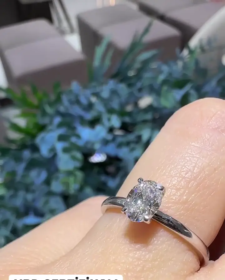 0.60 ct Oval Pırlanta Yüzük, görsel 1
