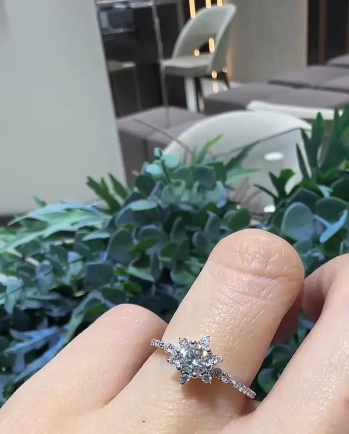 0.51-0.30 ct Lotus Pırlanta Yüzük, görsel 2
