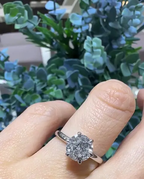 1.91 ct Tektaş Pırlanta Yüzük