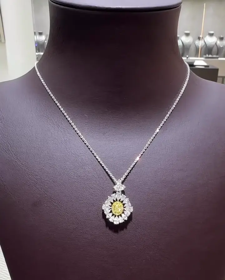 0.46 ct Sarı Pırlanta Tasarım Kolye, görsel 3