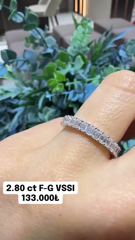 2.80 ct Tamtur Pırlanta Yüzük videosundan kare